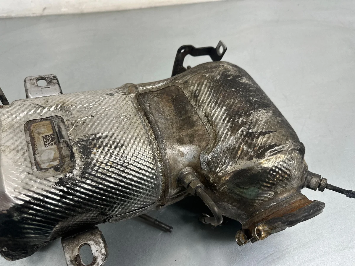 Catalizzatore Jeep Wrangler 68323796AA image 3