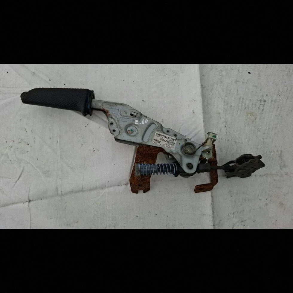 Handremhendel BMW 6 6775490