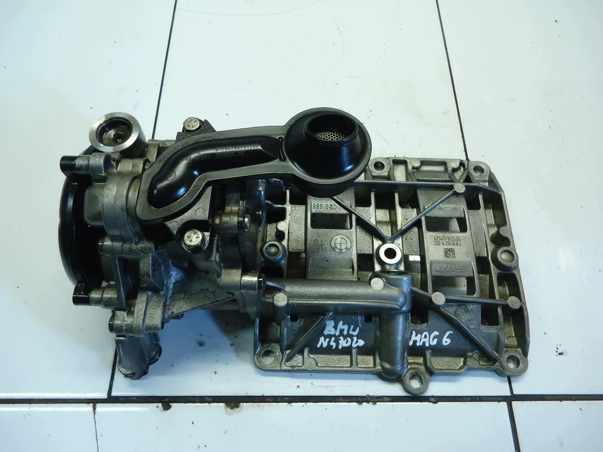 Bomba de Óleo BMW 2.0 D N47D20C OEM 7810823-03