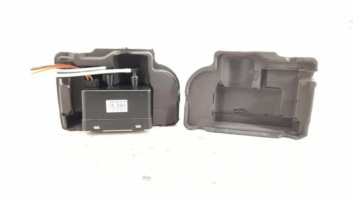 Pompe centralisation Mercedes-Benz R W251 A0008002548