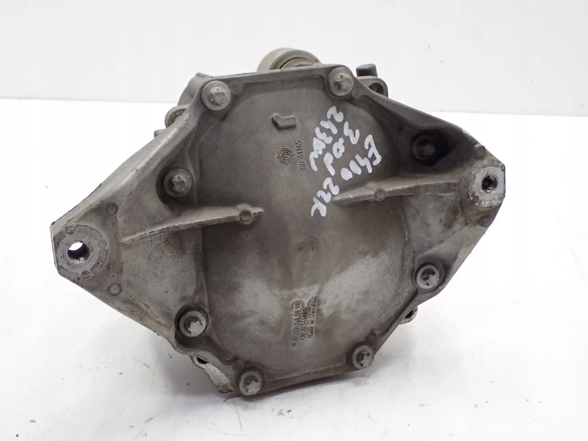 Differential hinten Mercedes E-Klasse W213 A2133510008 image 4