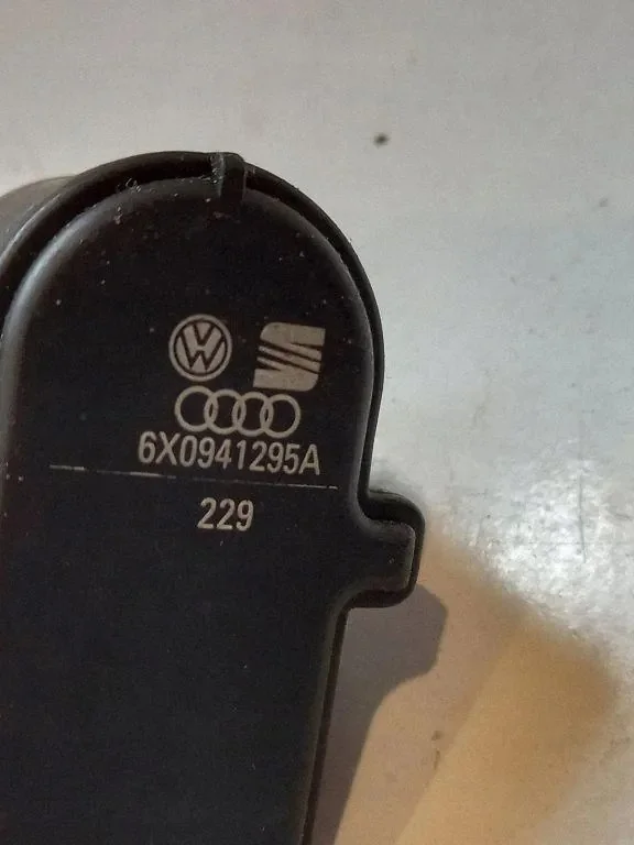 Stellmotor Scheinwerfer SEAT 6X0941295A thumbnail 4