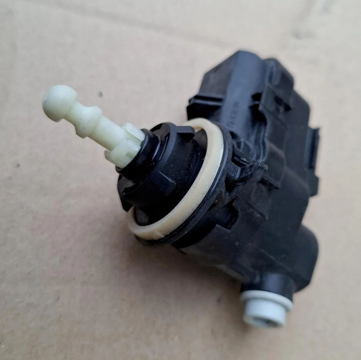 JEEP COMPASS (MK49) Stellmotor Scheinwerferregulierung 0325185