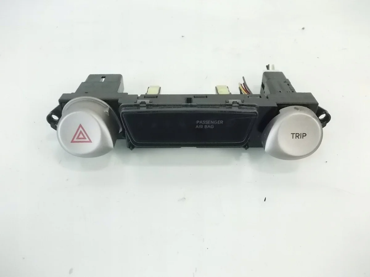 Hyundai i20 Warnblinkschalter 937501J100UX
