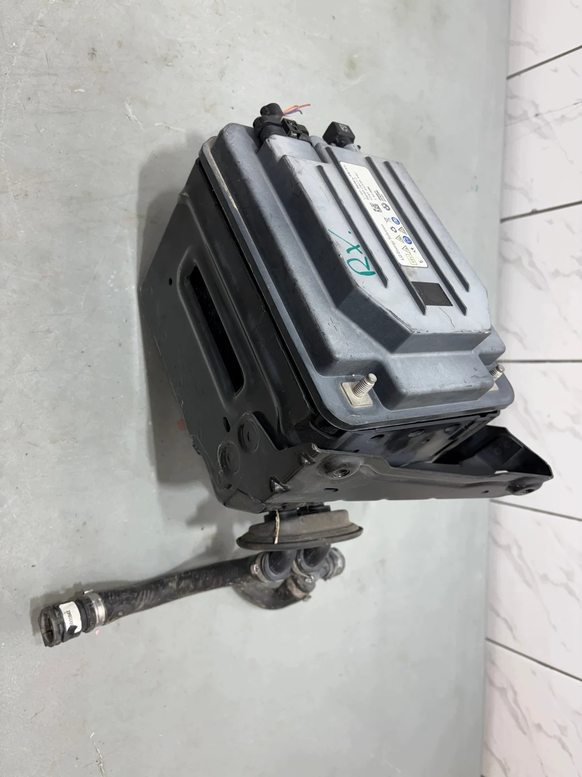Extra batteri BMW 4 G22 G26 X5 G05 5A58884