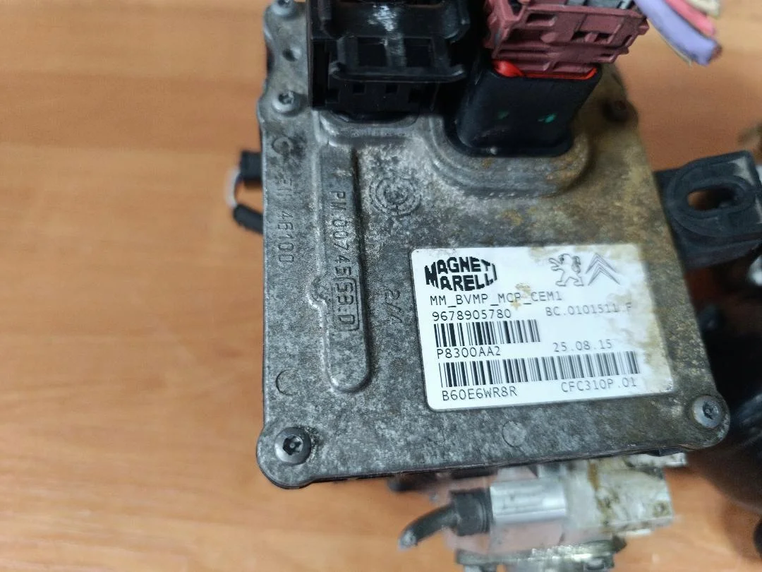 Module versnellingsbak 9678905780 Peugeot 3008 5008