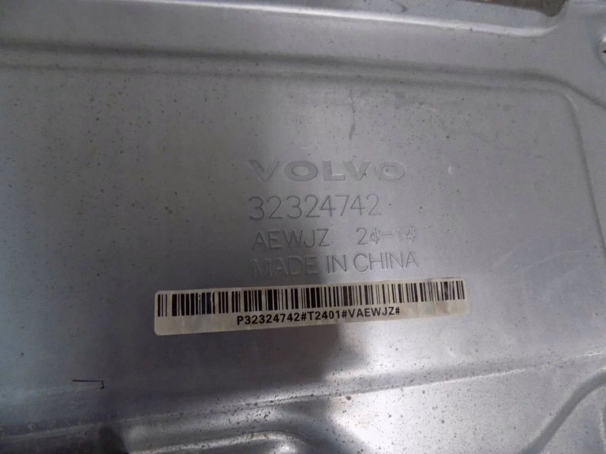 Soporte Transductor Volvo XC60 XC90 T8 32324742 image 3