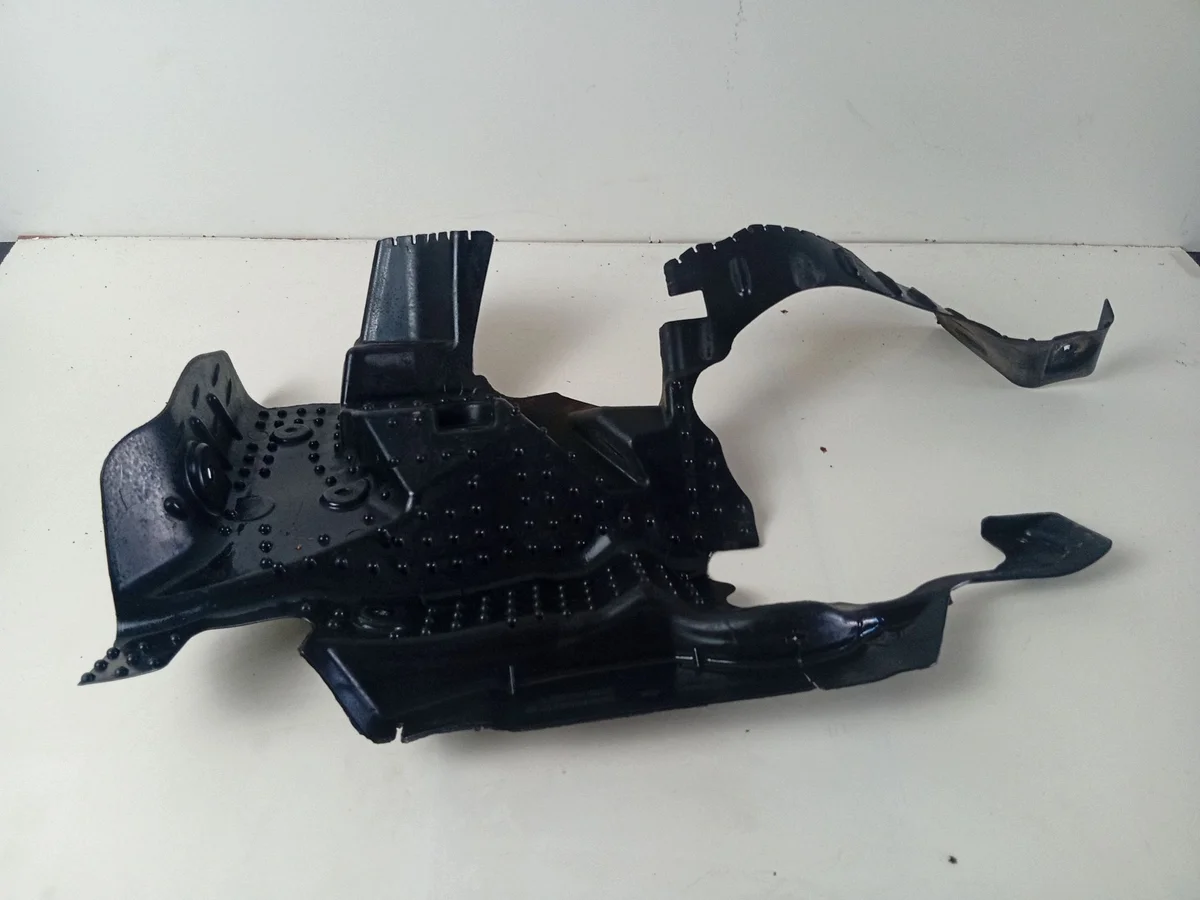 Copertura isolamento acustico Mercedes E W213 A2055240325