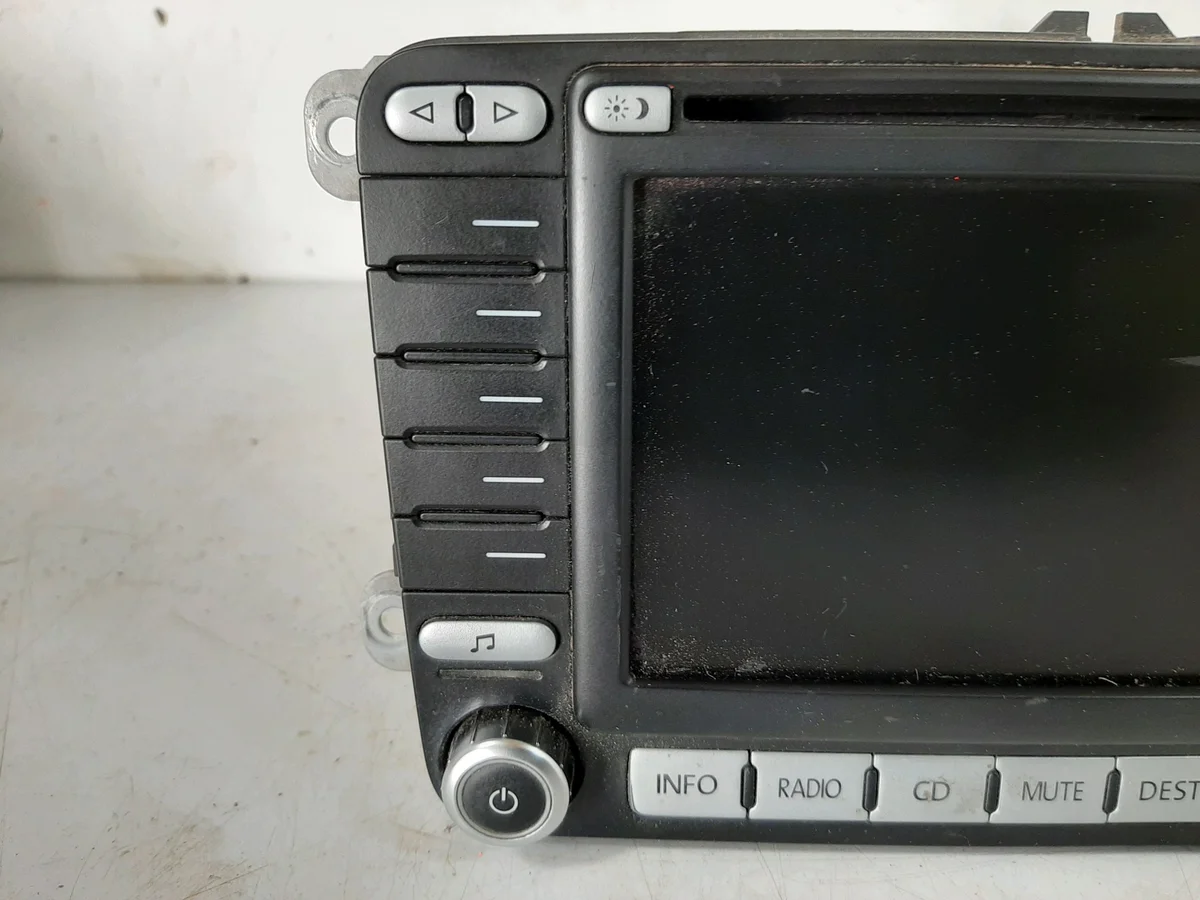 Radio Navigation VW Passat B6 1K0035198C image 3