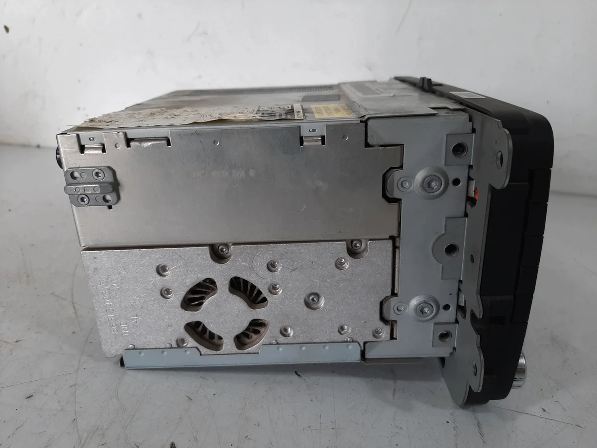 Radio Navigation VW Passat B6 1K0035198C image 7