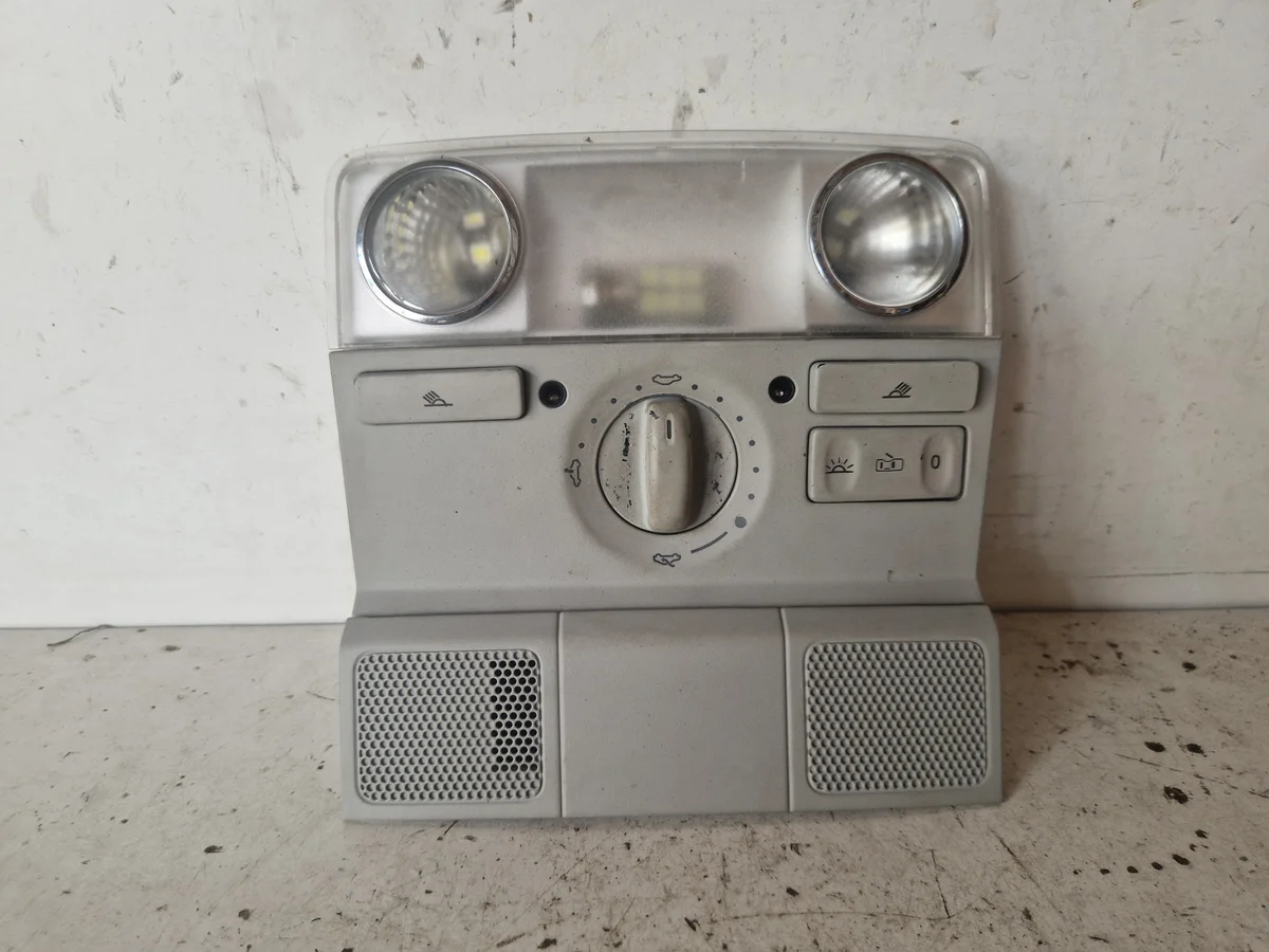 Lampe de plafonnier VW Golf V 2.0 TDI