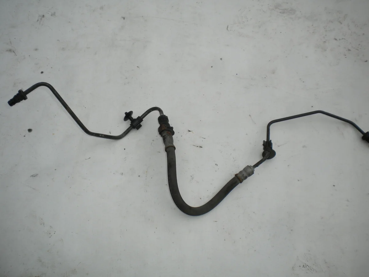 Conduite d'embrayage Ford Fiesta MK7 8A617K590CA