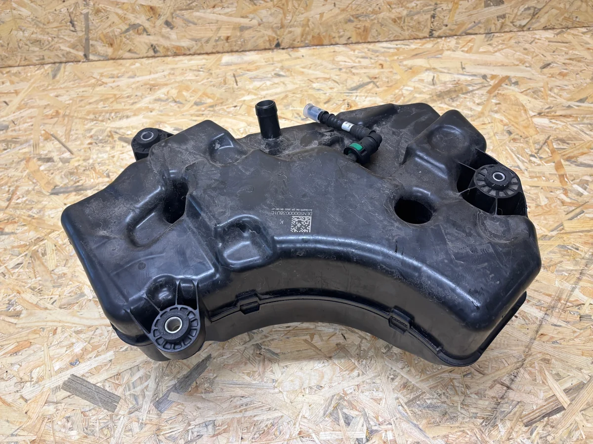 AdBlue-Behälter BMW X3 G01 X4 G02 9884894 image 4