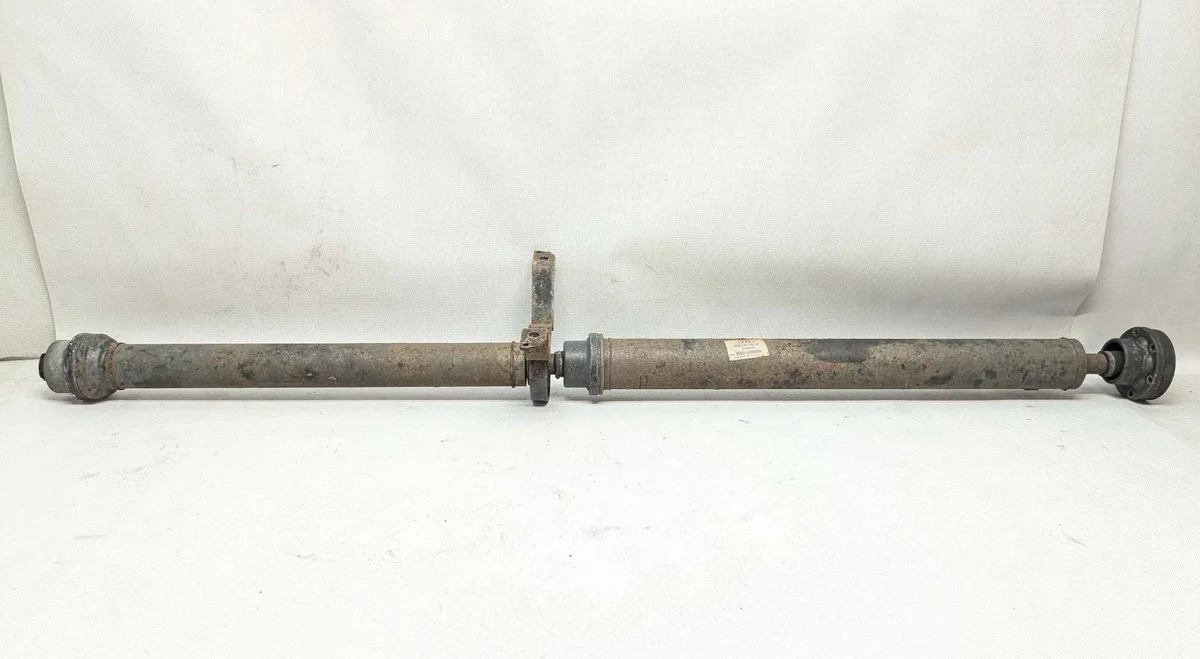 Audi A4 B8 A5 S4 S5 Arbre de transmission 8K0521101N