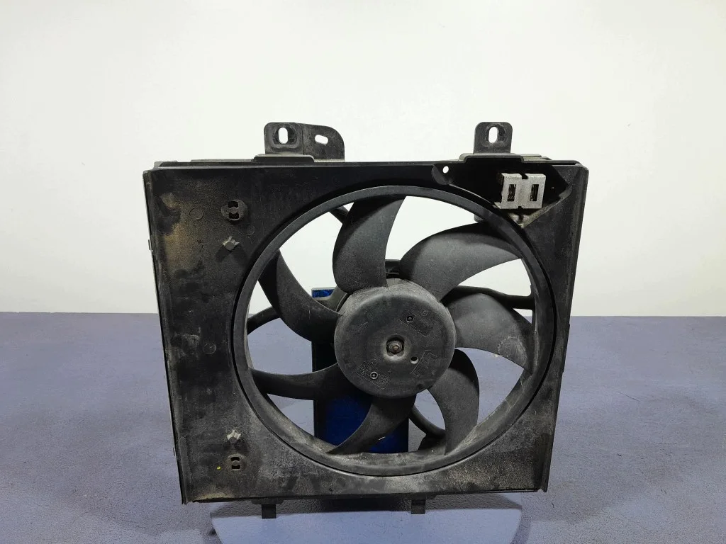 Kühlerlüfter Citroen C3 II 1.2 VTI 9675280980 image 6