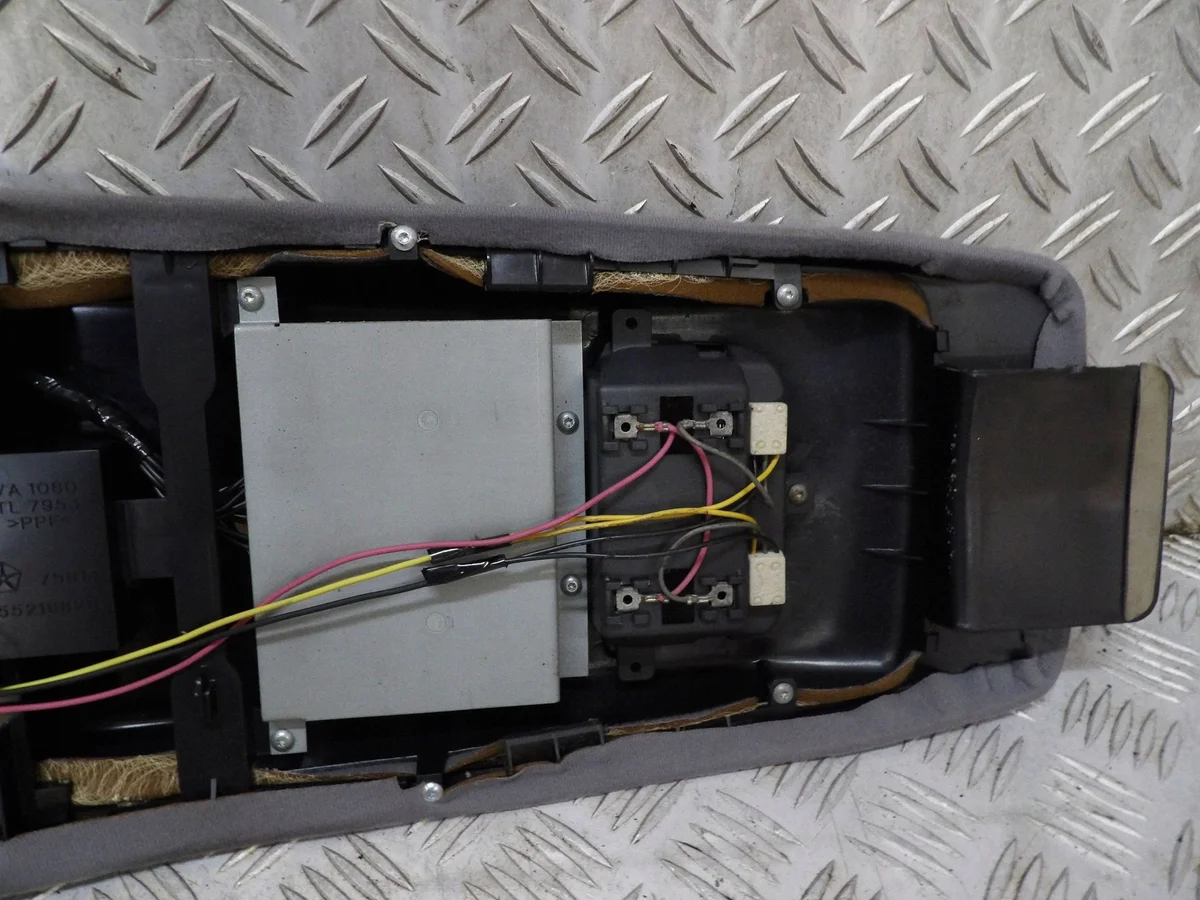 Overhead Console Panel Jeep Cherokee XJ 55216556 image 10