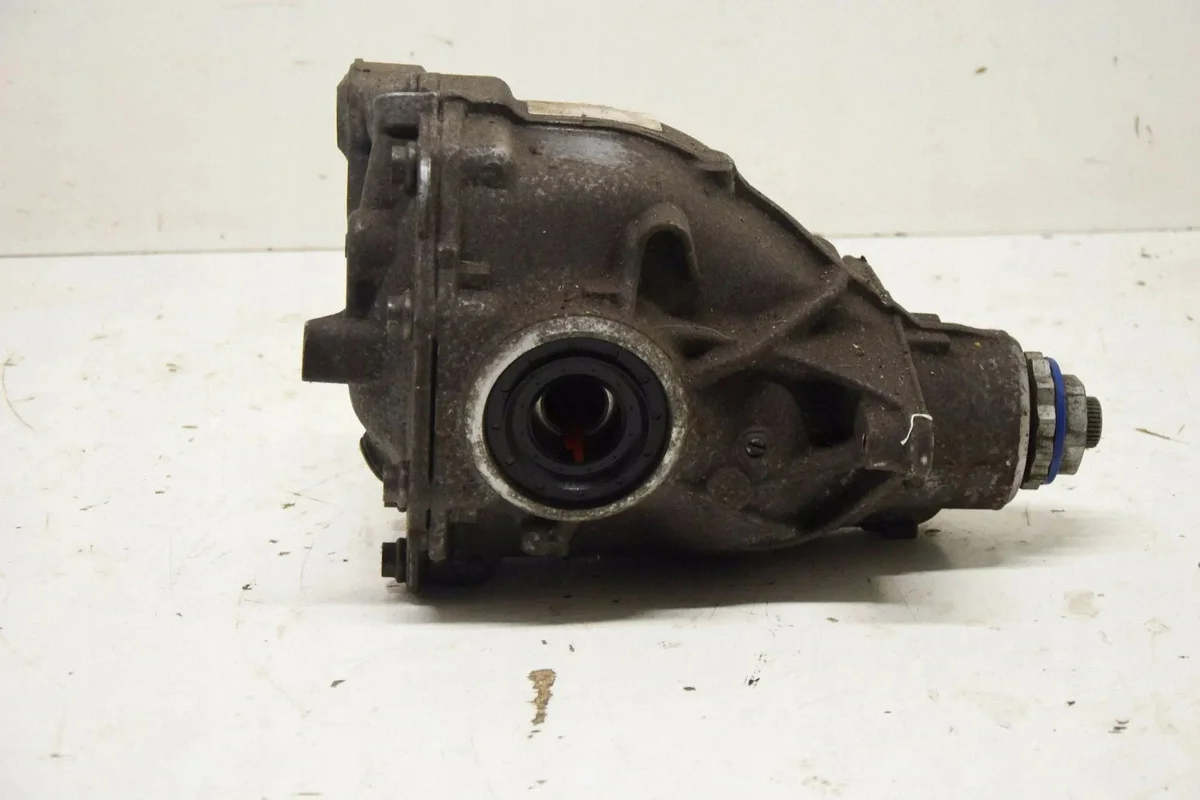 BMW X3 G01 Differential hinten 8643137 image 4