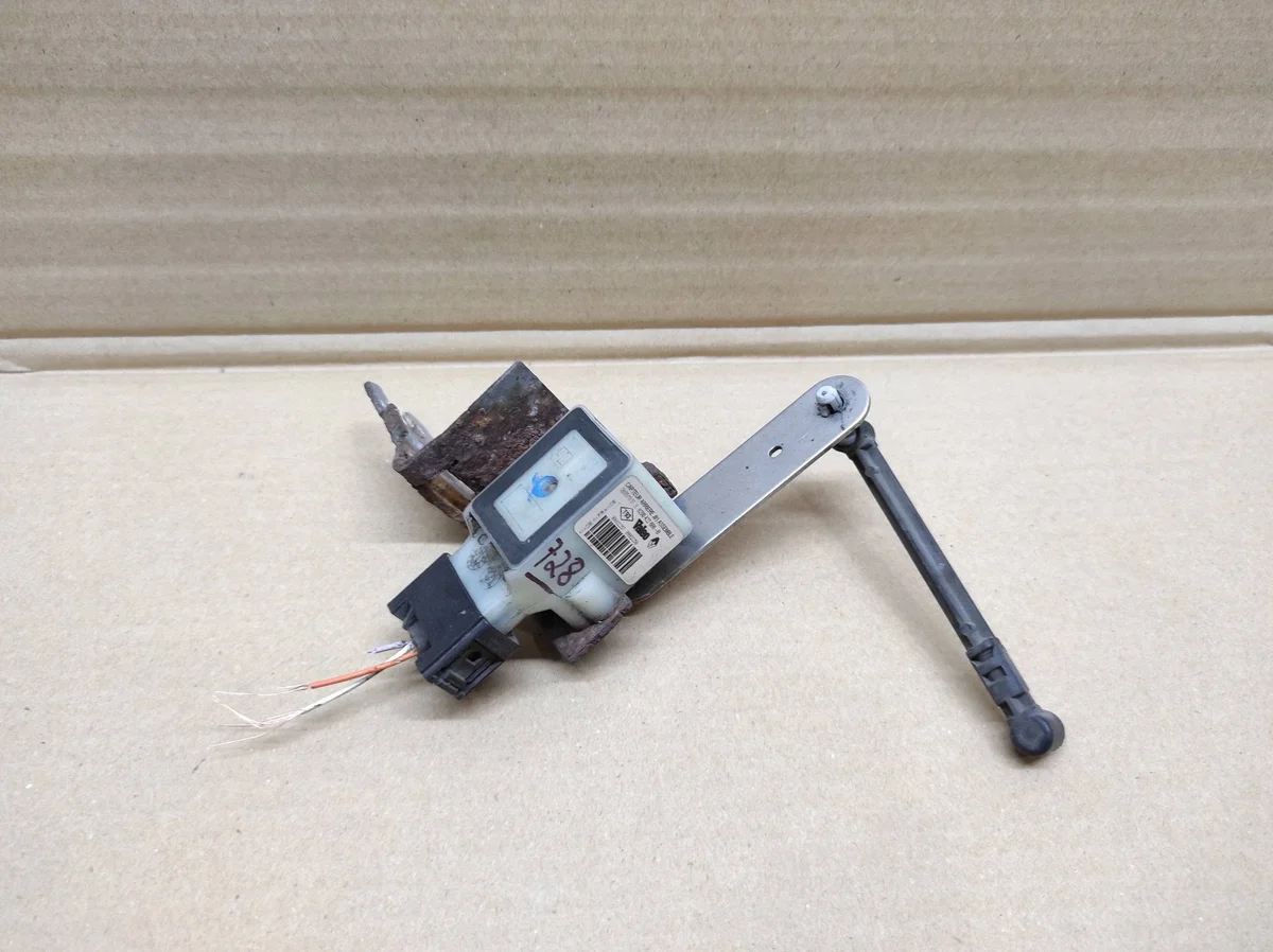 Sensor nivåreglering bakljus 8200422686