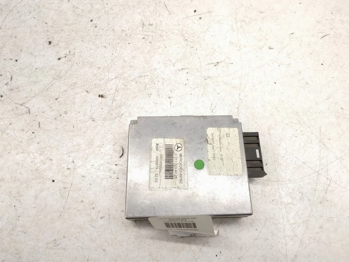 Módulo MMI Mercedes-Benz E W211 A2118204226