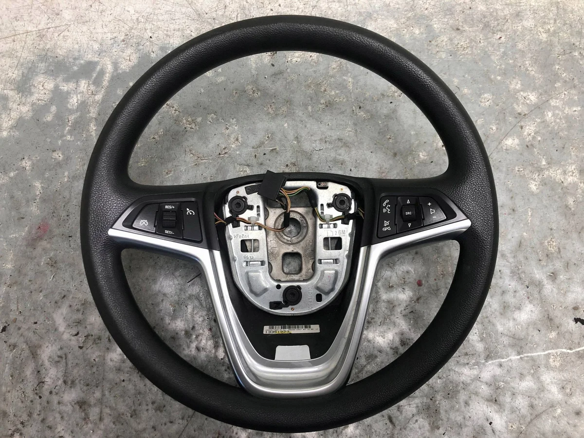 Lenkrad Opel Astra J 13351023