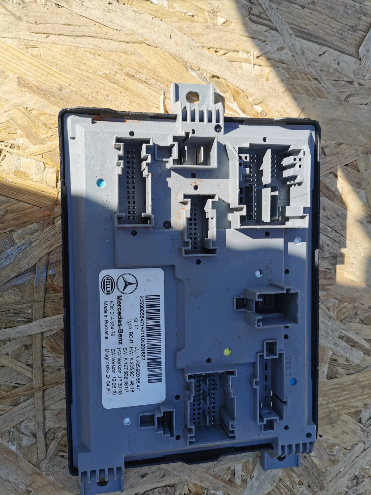 Ohjainlaite Mercedes W205 5DK014334-76