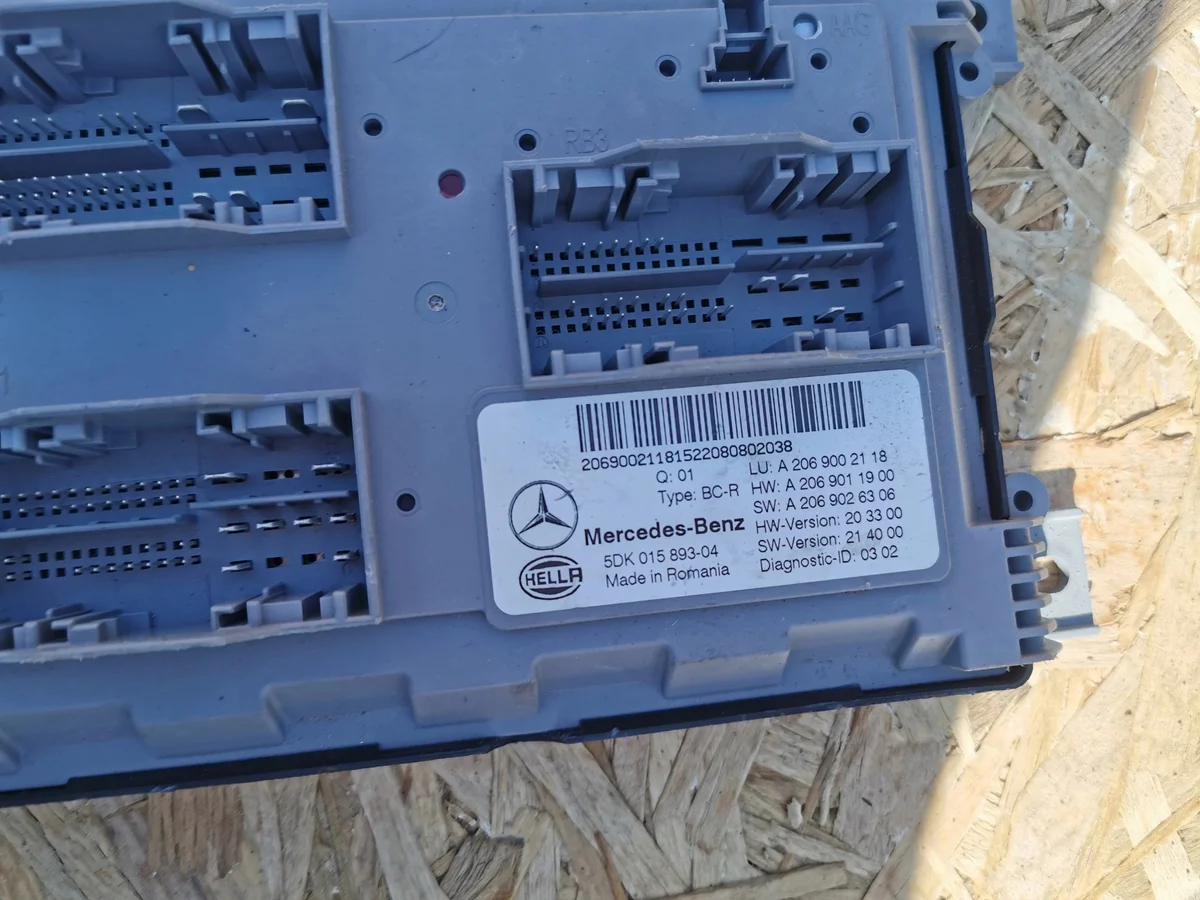 Mercedes EQE Moduuli A2069002118 5DK015893-04 image 3