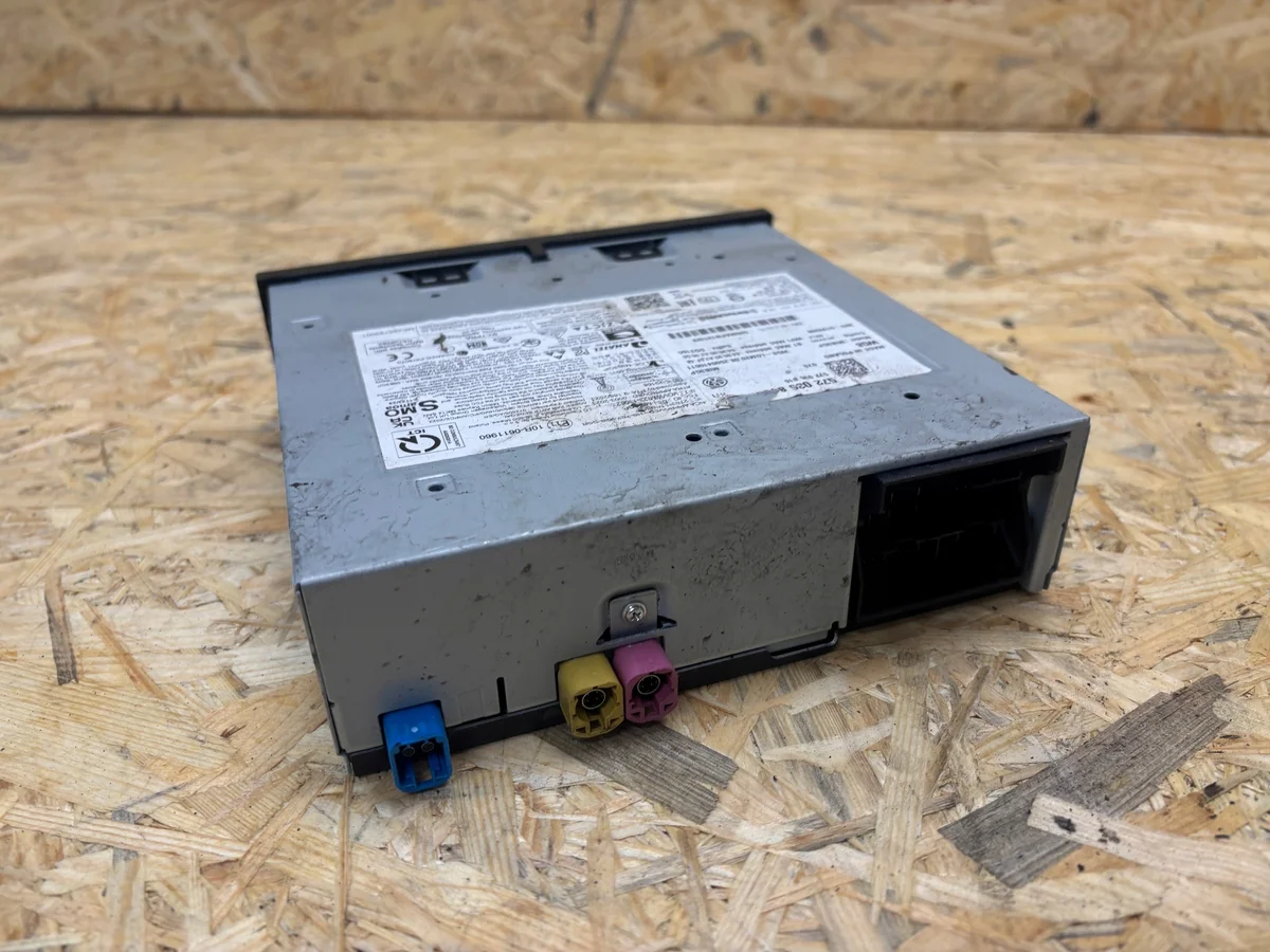 VW Tiguan III Lesegerät Navigation Radio 572035816 image 4