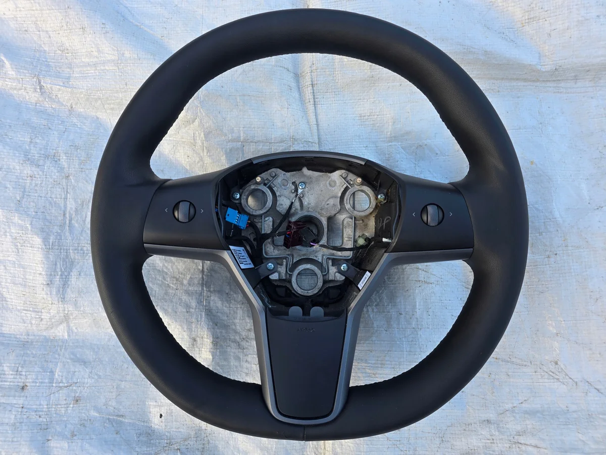 Tesla Lenkrad Multifunktion Leder 1626599-00-D