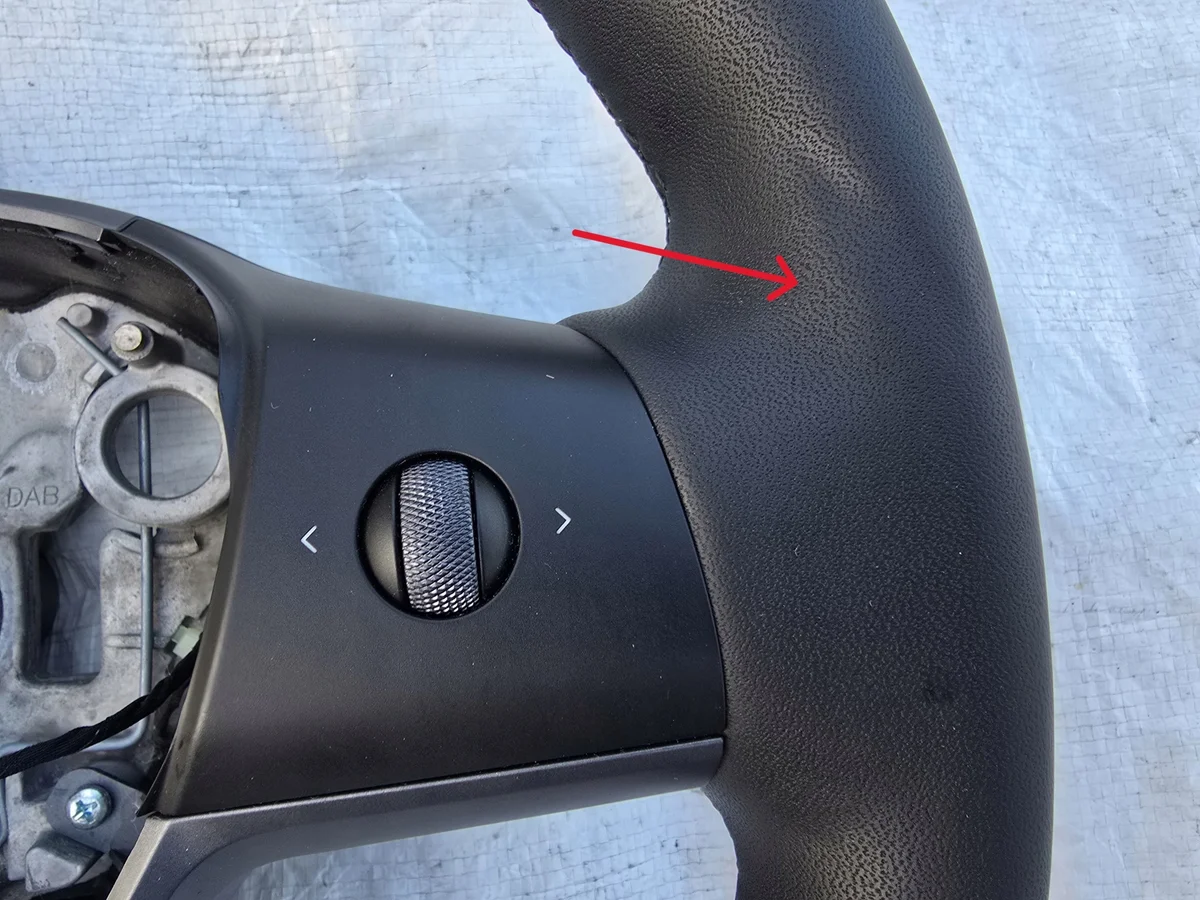 Tesla Lenkrad Multifunktion Leder 1626599-00-D image 6