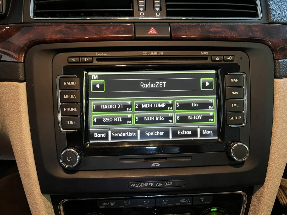 Radio Navigation Navi Columbus MP3 Skoda Superb II 3T0035680E thumbnail 1