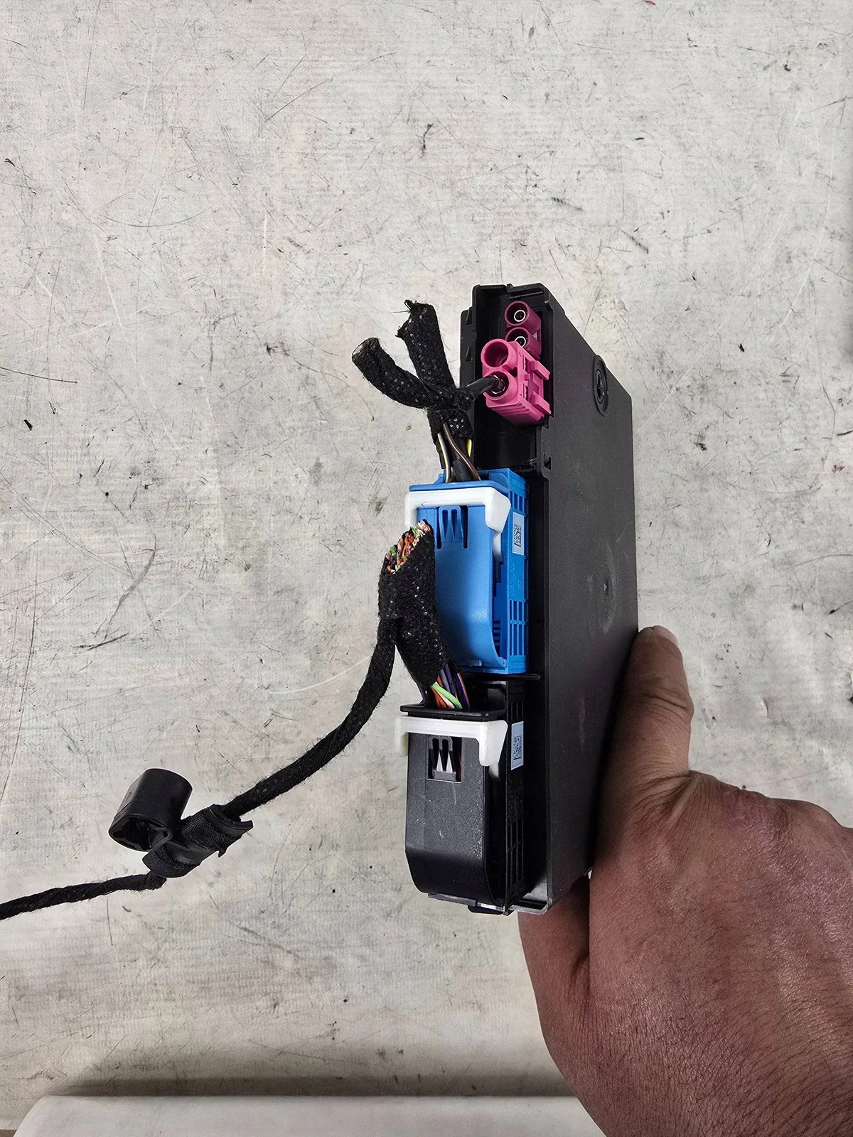 Gateway Control Unit Audi A4 B9 A5 8W 8W5907468F image 4