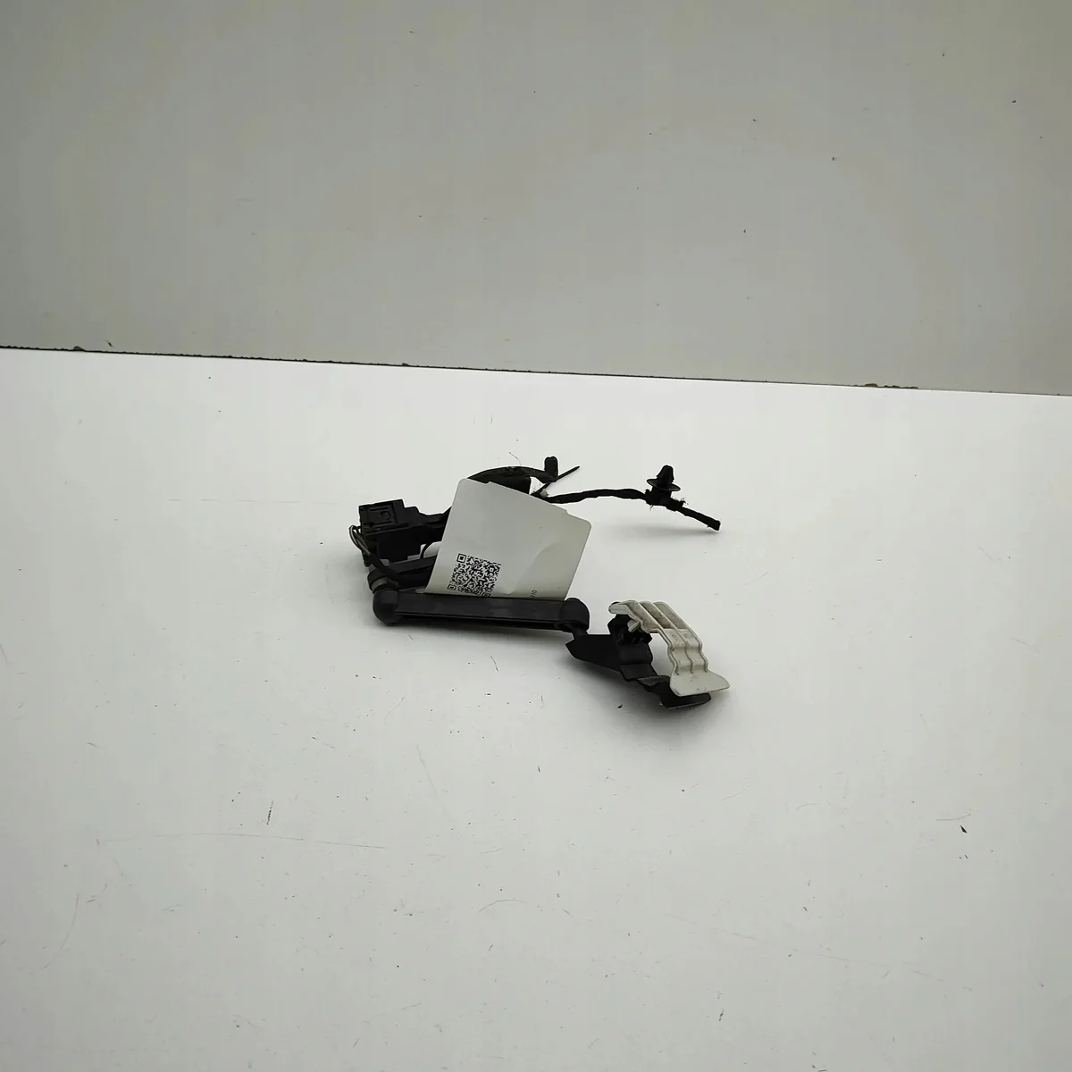 BMW X4 G02 Headlight Level Sensor Rear 689546702 image 3