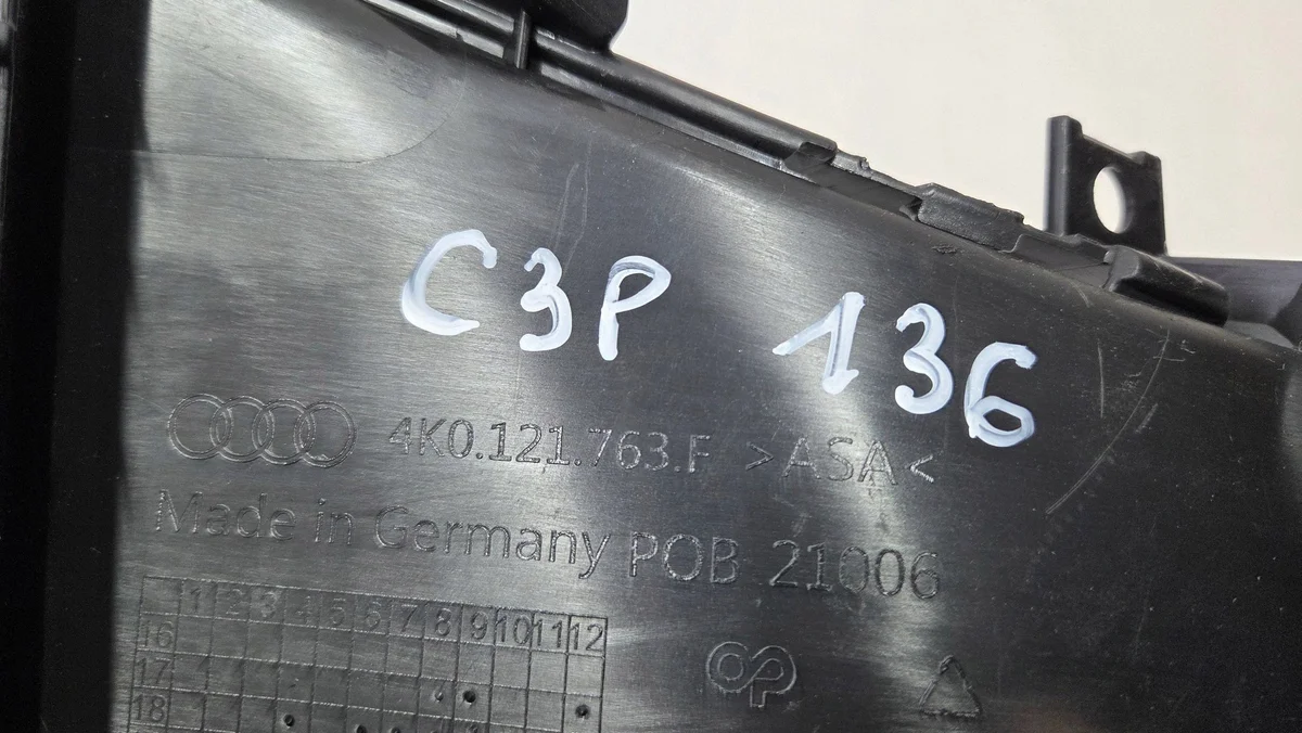Conduite d'air Audi A6 C8 4K0121763F image 3