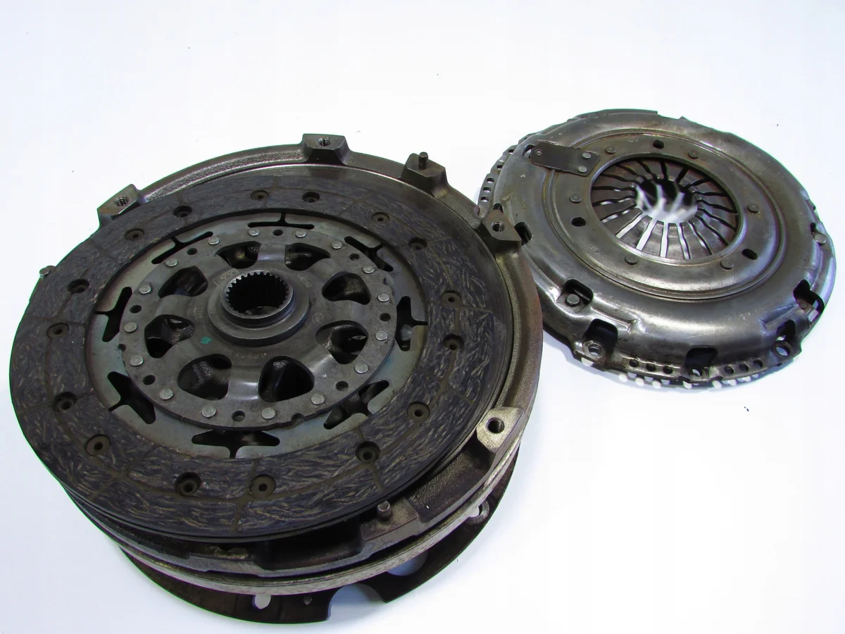 Clutch Dual Mass Flywheel Disc Audi A6 C7 2.0 TDI 0CS105266L