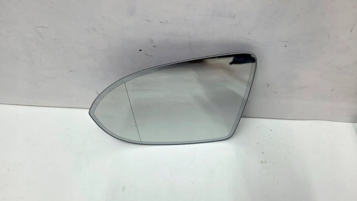 Wing Mirror Insert Left 3G0857521A Volkswagen Passat B8