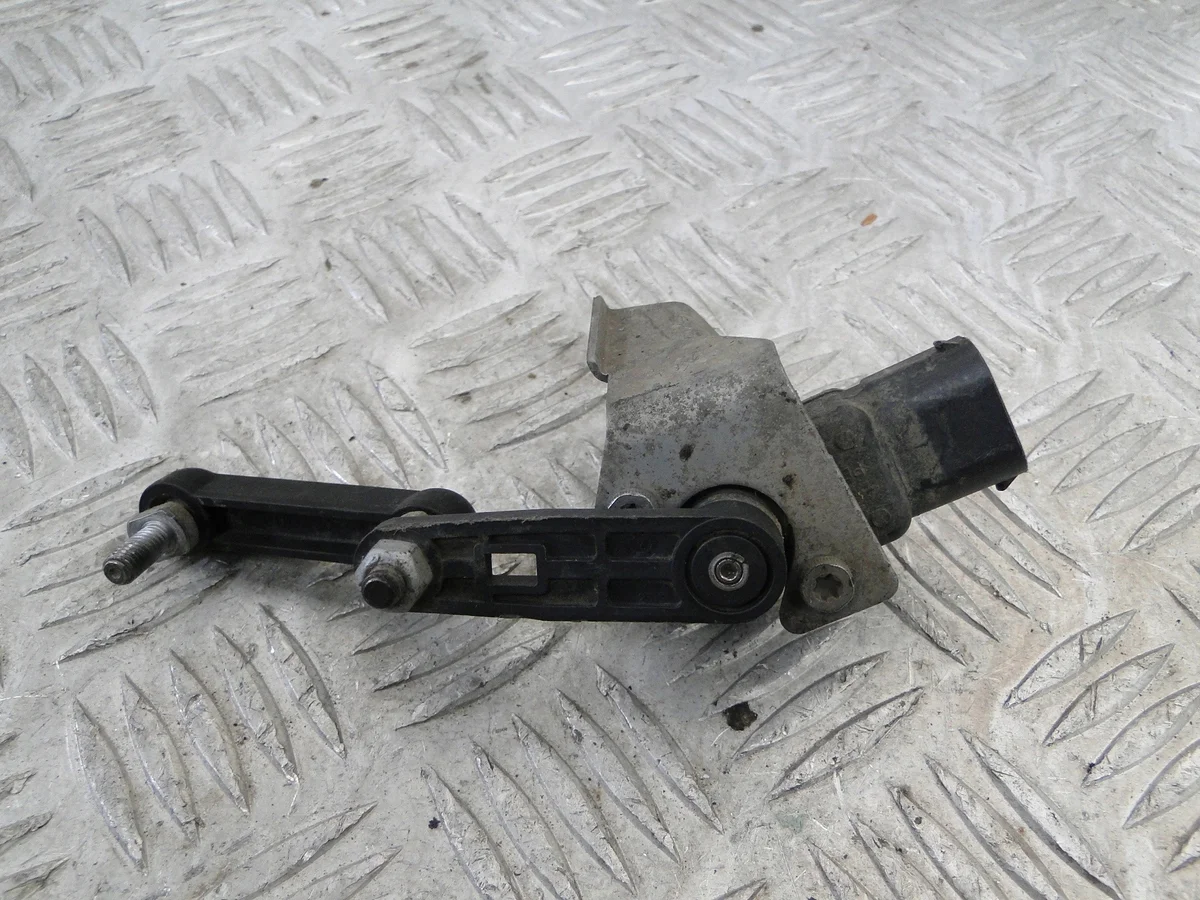 Sensor Niveauregulierung Volvo XC90 II 31360328