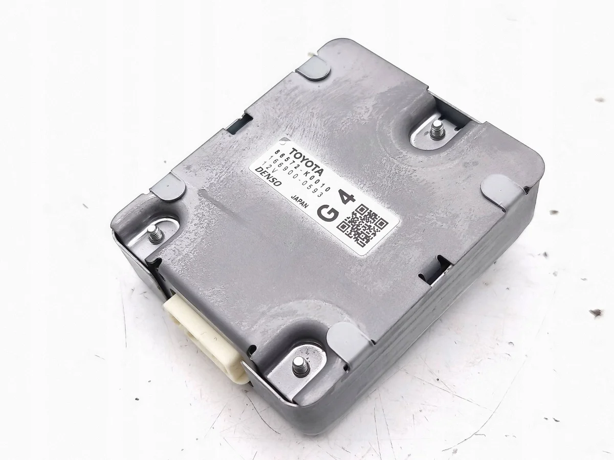 Toyota Yaris ohjausyksikkö 86572K0010