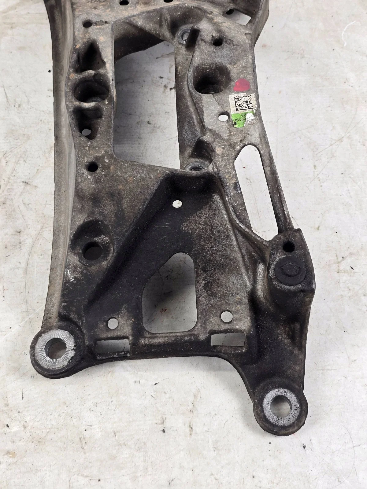Audi A4 8W B9 Motorsteun 8W0399262AE image 8