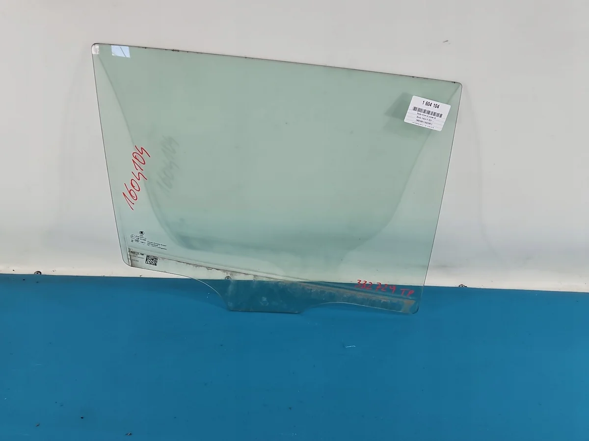 Rear Door Window Glass Skoda Fabia IV HB