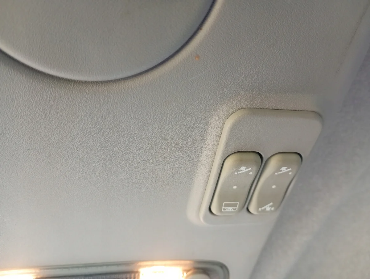 Opel Meriva Innenleuchte Schalter Schiebedach image 3