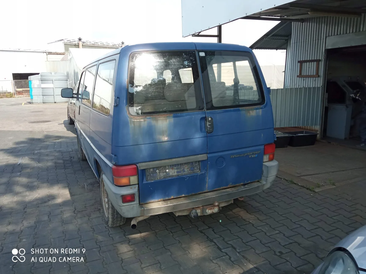 Fönsterglas dörr bak höger VW Transporter T4 image 4