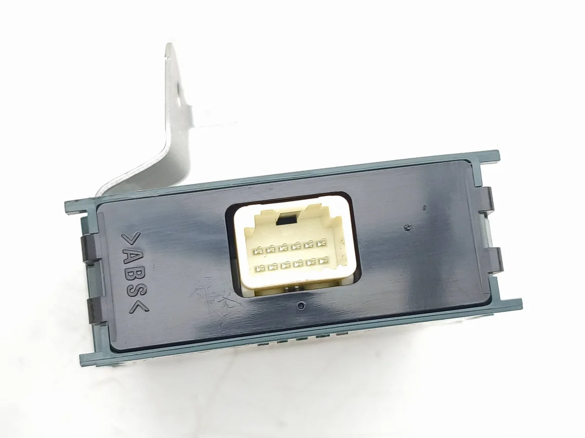 Calculateur Toyota C-HR II 86572F4050 image 4