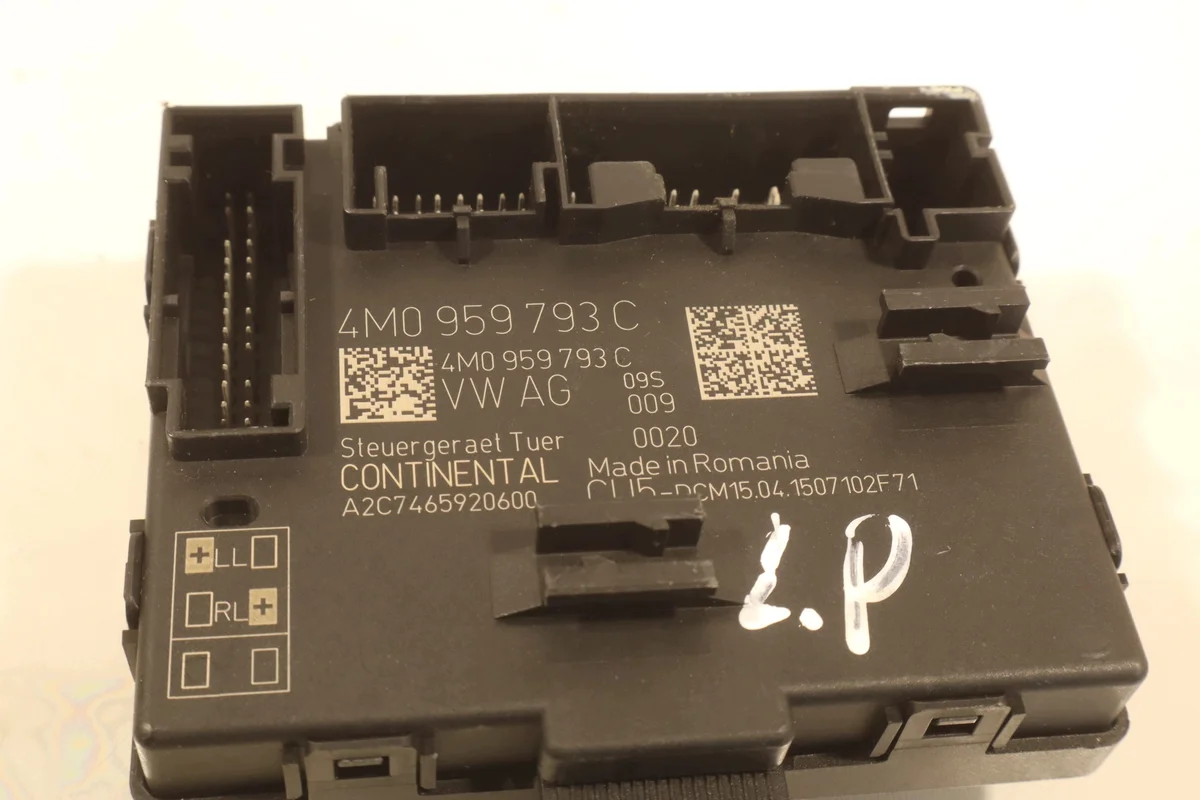 Module de porte Audi Q7 II 4M 4M0959793C image 7