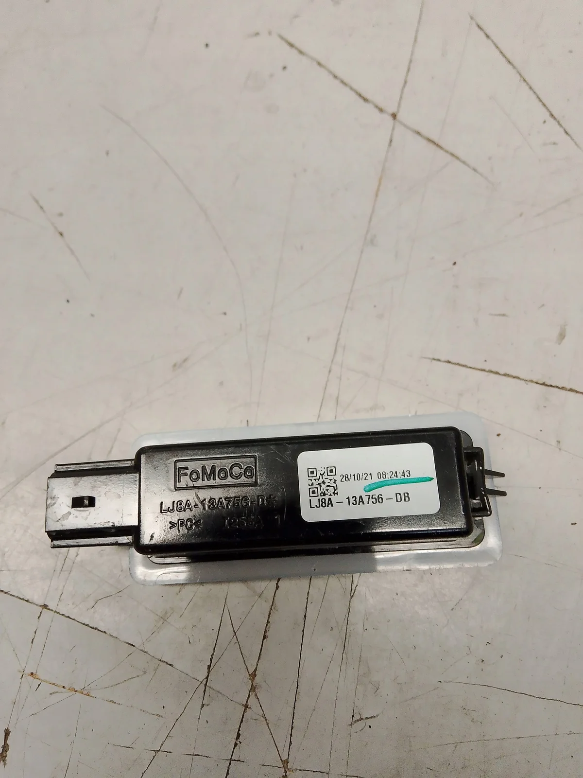 Lampe d'habitacle Ford Mustang Mach-E LJ8A-13A756-DB thumbnail 3