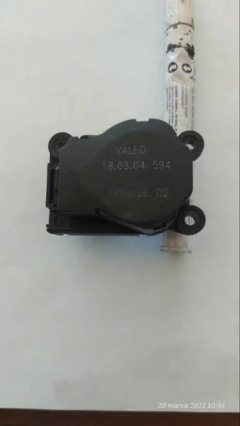 Moteur de chauffage Opel Corsa C 0802B