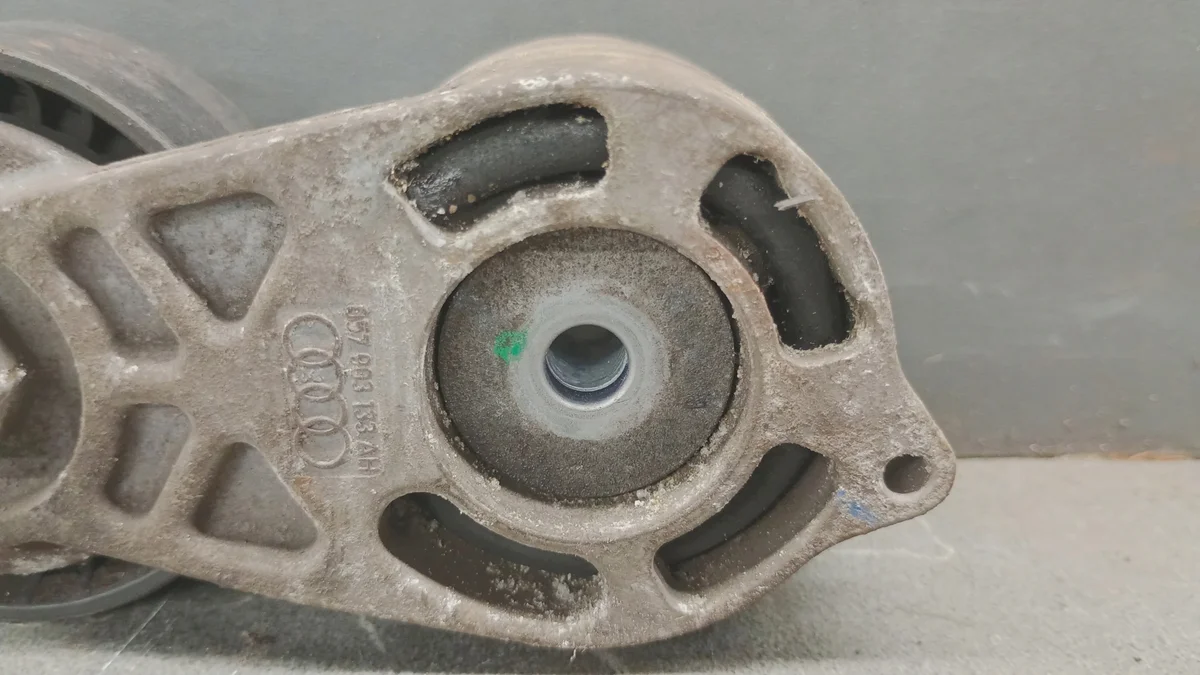 Spannrolle Riemenantrieb Audi Q8 Q7 II VW Touareg 057903133AH OE image 5