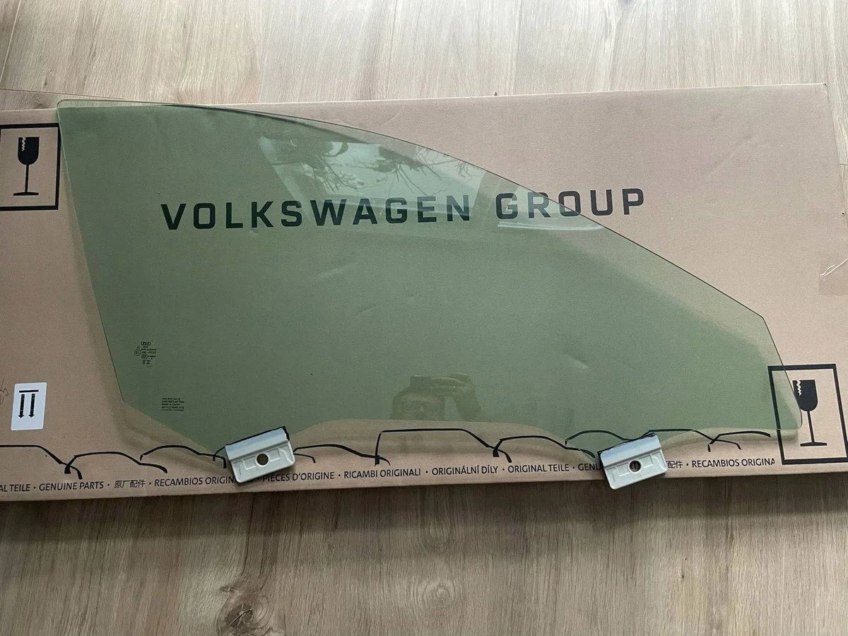 Audi A6 S6 C8 2023-2025 dörrglas höger fram 4K0845022B