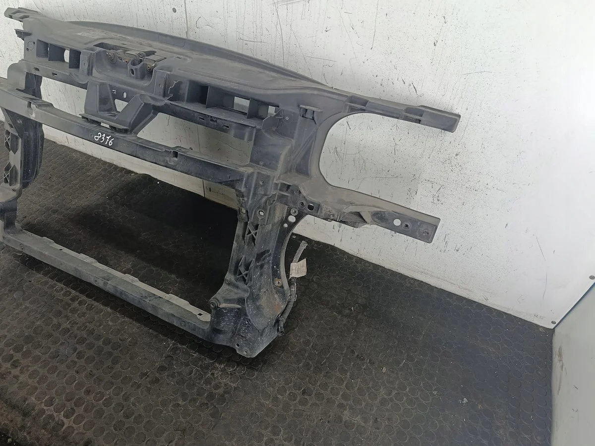 Pannello anteriore VW Caddy III 1T0805588 image 3