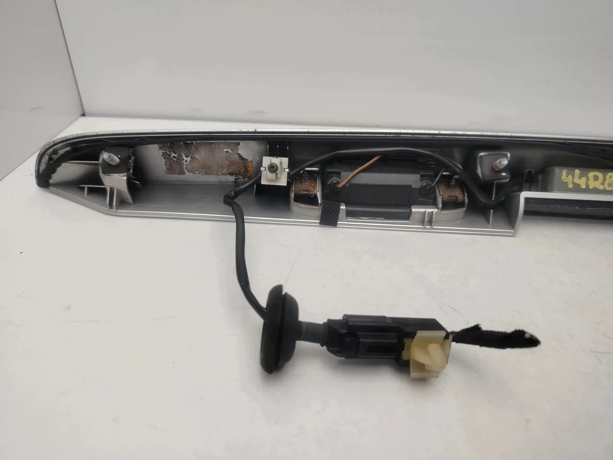 Kia Ceed Boot Lid Trim 92501-1H0 thumbnail 8