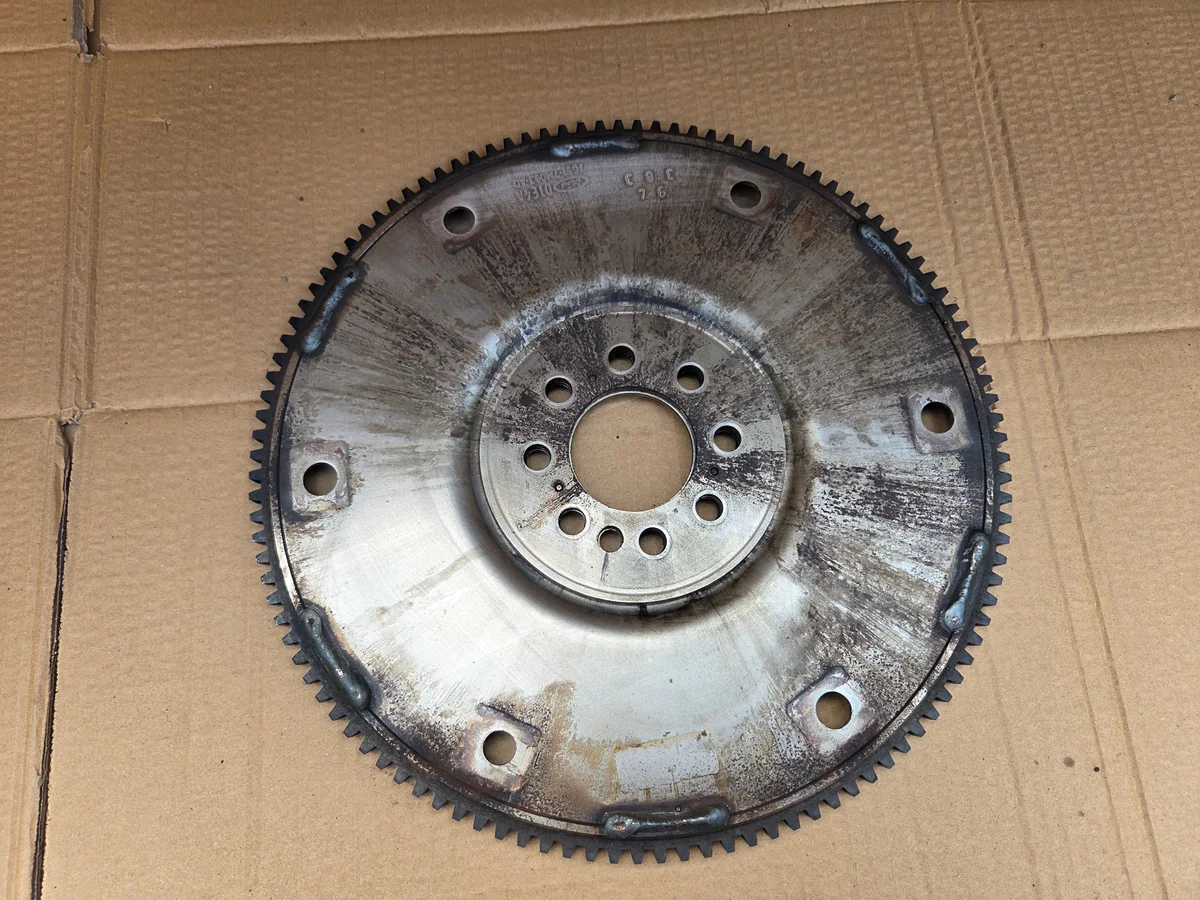 Kampiakselin hihnapyörä Ford Galaxy 2.0 TDCI 7G91-7M093-AD